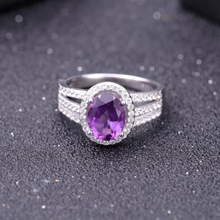 Damen Ring mit Oval Amethyst