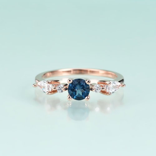 ring rosegold mit London Blue Topas und Zirkonia