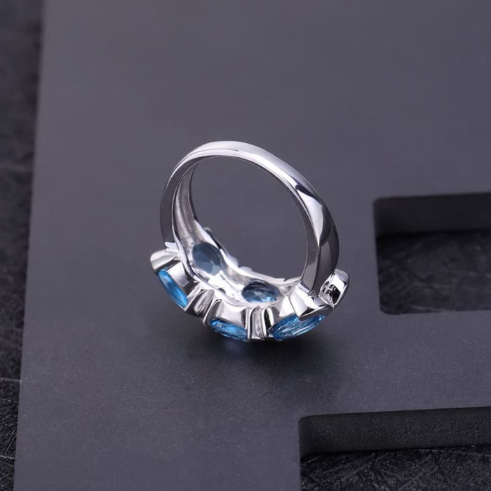 Schöne Ring mit topas