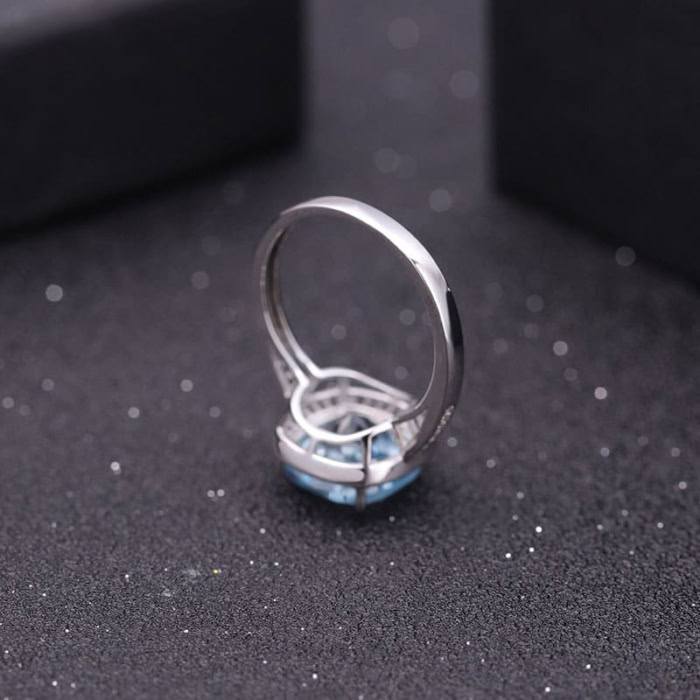 Heiratsantrag Topas Ring aus Silber