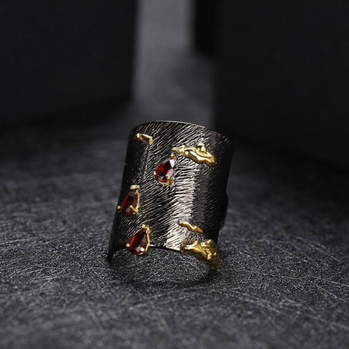 Männer Ring Schwarz mit Granat