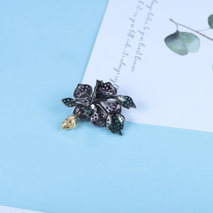 Blumen Kette lila mit Amethyst