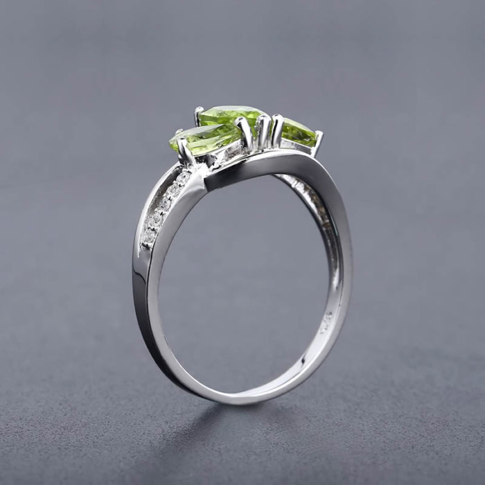 Peridot Ring aus Silber